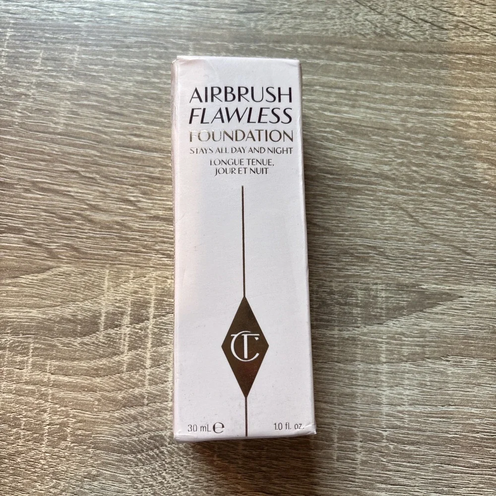 Charlotte Tilbury Airbrush Flawless Foundation 15 COOL  1 oz New/Boxed